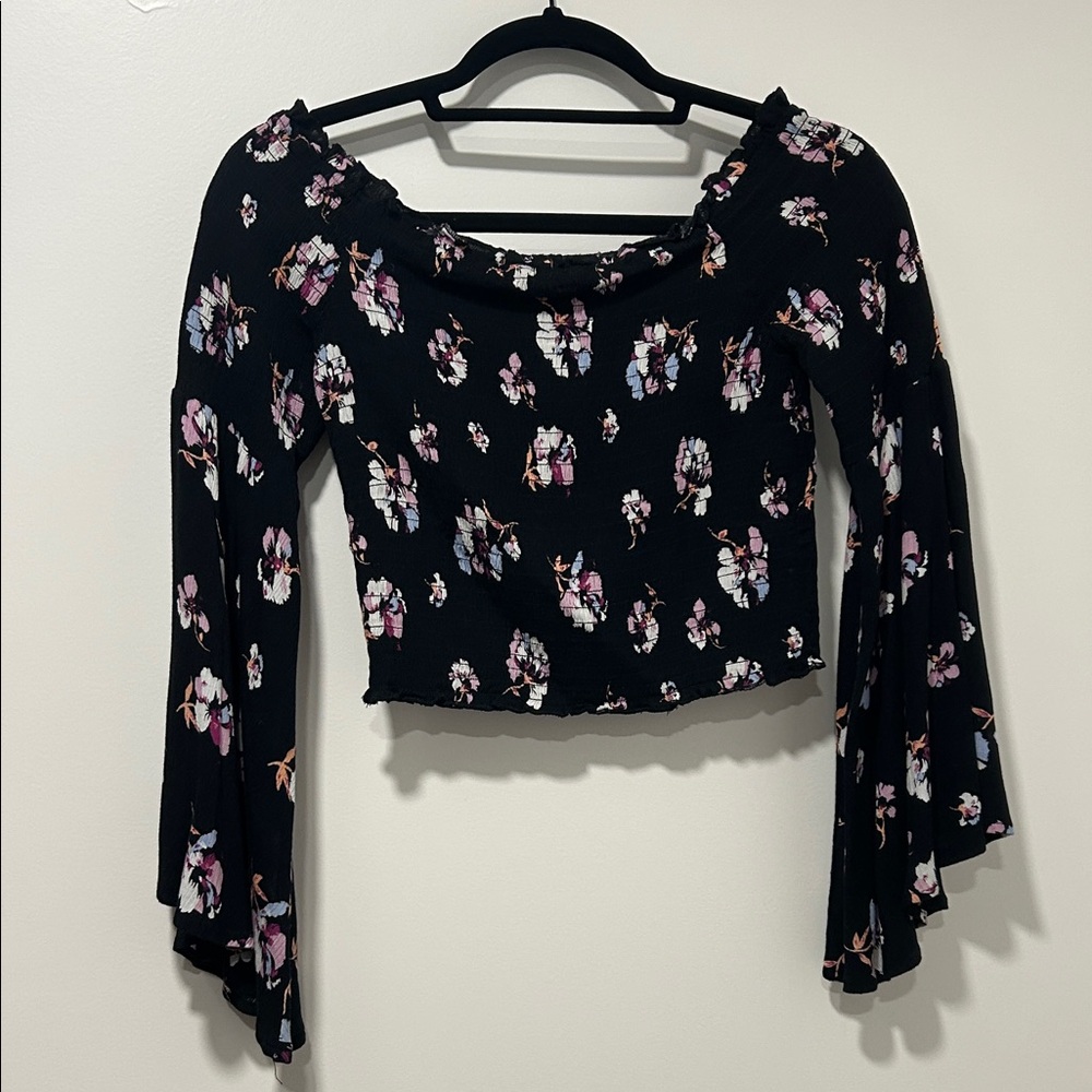 Forever 21 Black Floral Off-Shoulder Blouse